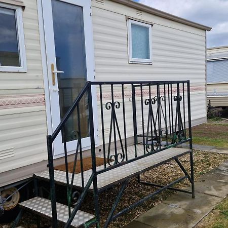 Beachside, Family-Friendly, Wifi, 6 Berth Caravan 19 In Інголдмеллс Екстер'єр фото