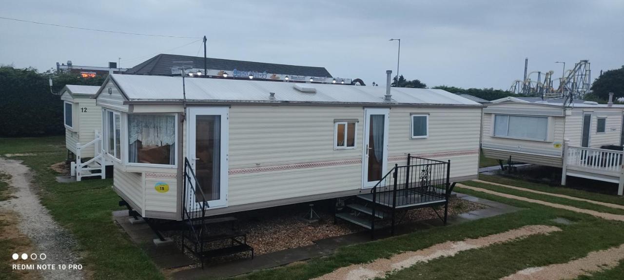 Beachside, Family-Friendly, Wifi, 6 Berth Caravan 19 In Інголдмеллс Екстер'єр фото